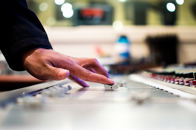 楽曲製作においてダイナミクスと音圧、どちらを優先すべきか？